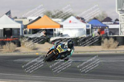 media/Nov-02-2025-CVMA (Sun) [[337aff29ab]]/Race 17-Amateur Supersport Middleweight/
